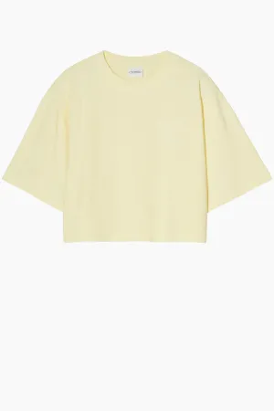 Closed Cropped T-Shirt - Vanilla Beige