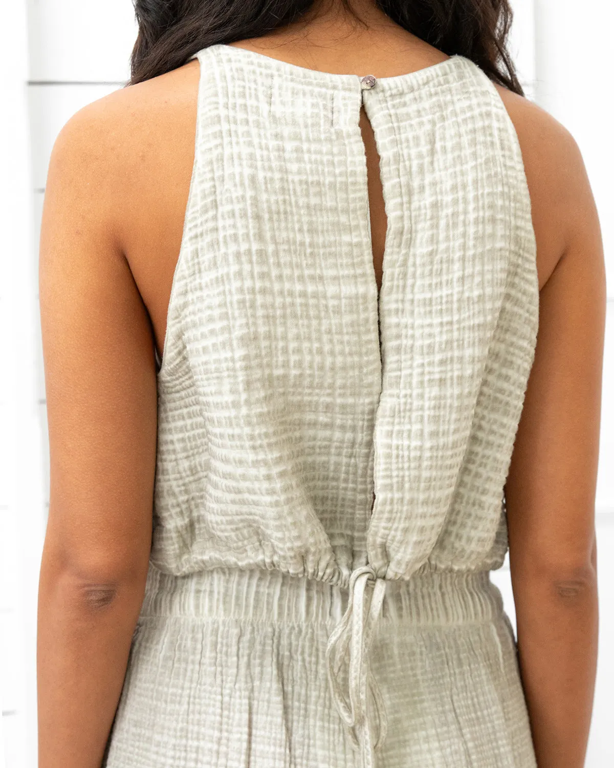 Crinkle Keyhole Tank Natural