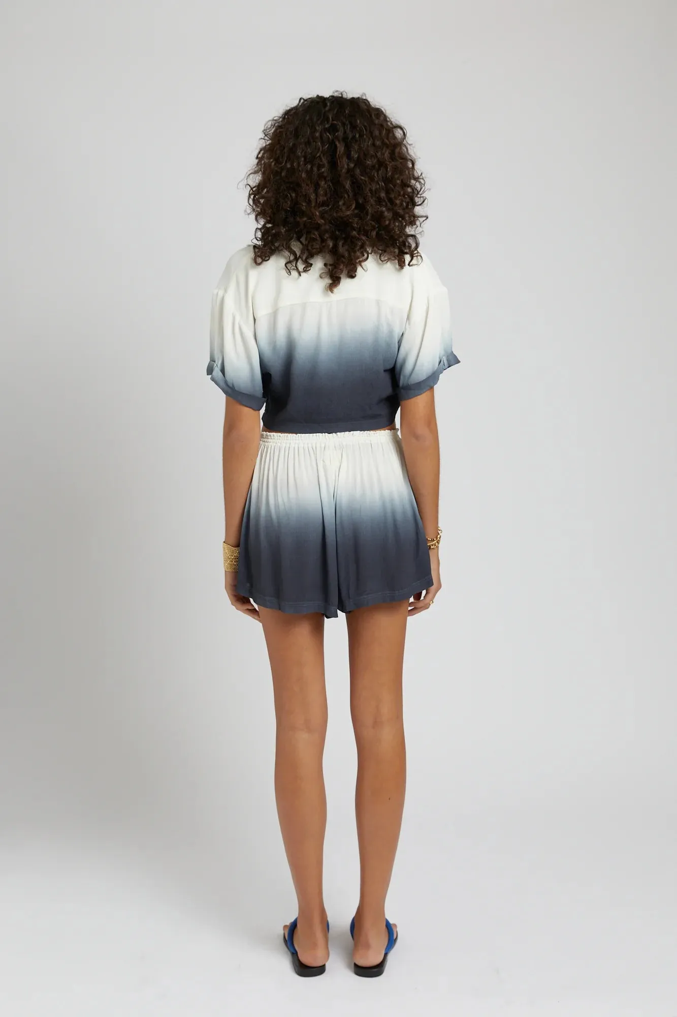 Cropped Twist Shirt - Charcoal Fade